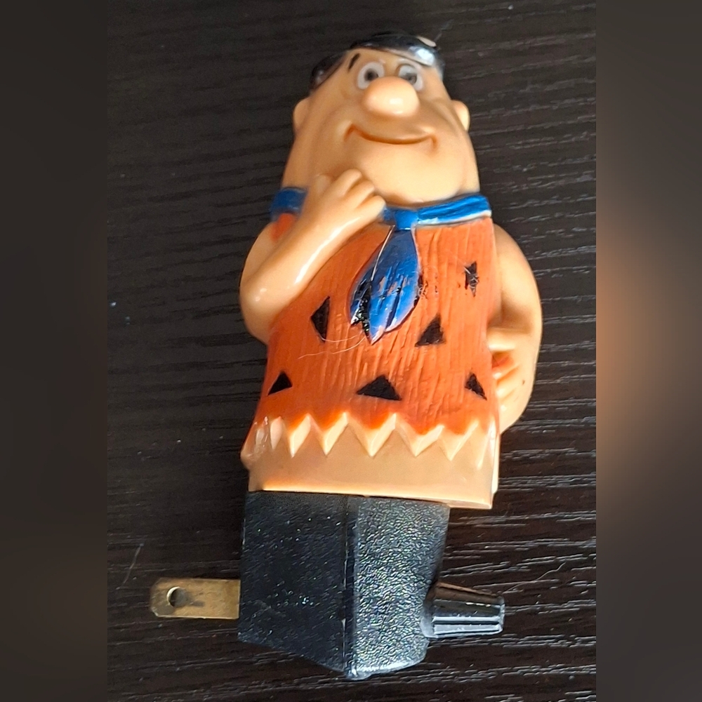 Vintage Fred Flintstone Night Light – Plug-In Cartoon Collectible